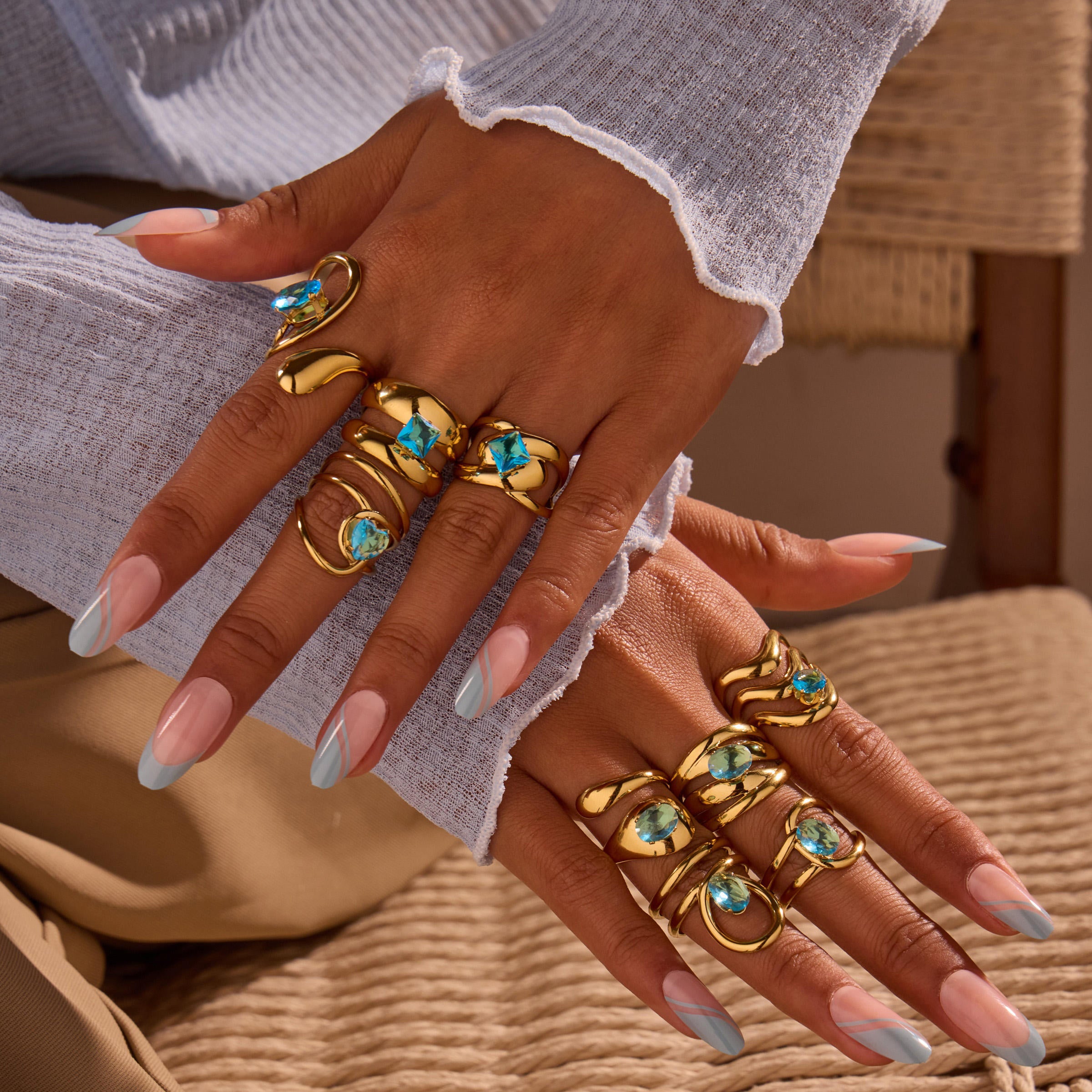 Halo Summer Ocean Blue Adjustable Ring (GOLD) R10