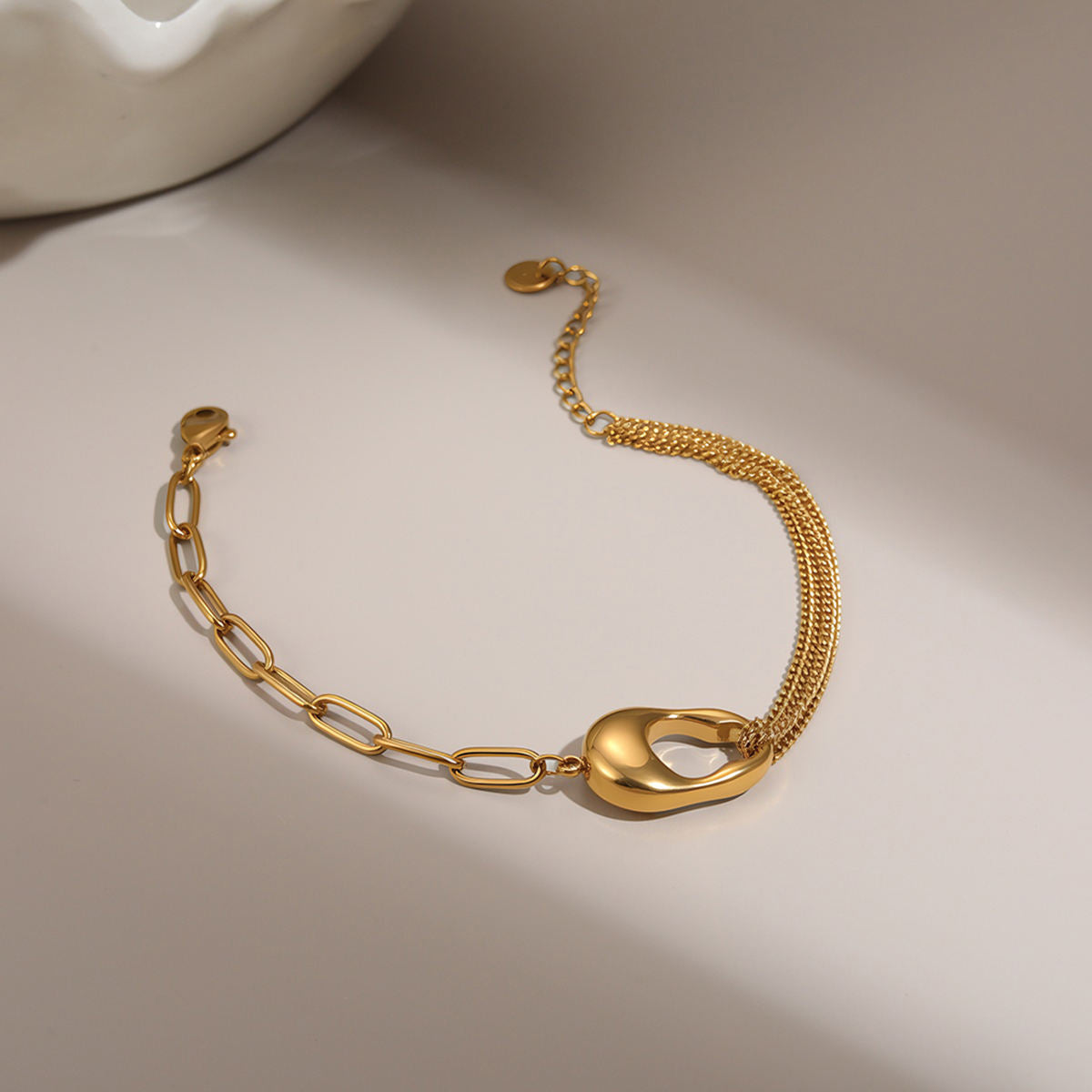 Chic Charm Triple Chain Bracelet (GOLD)