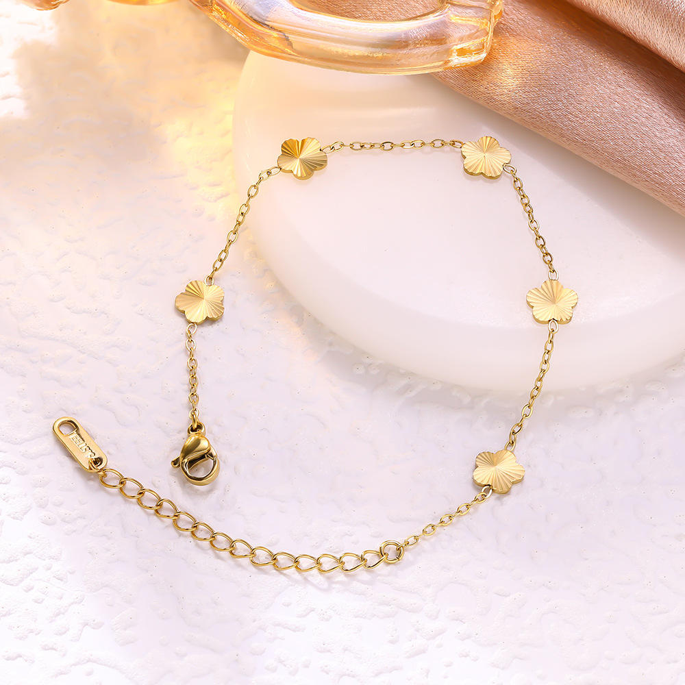 Five-Petal Flowers Bracelet (GOLD)