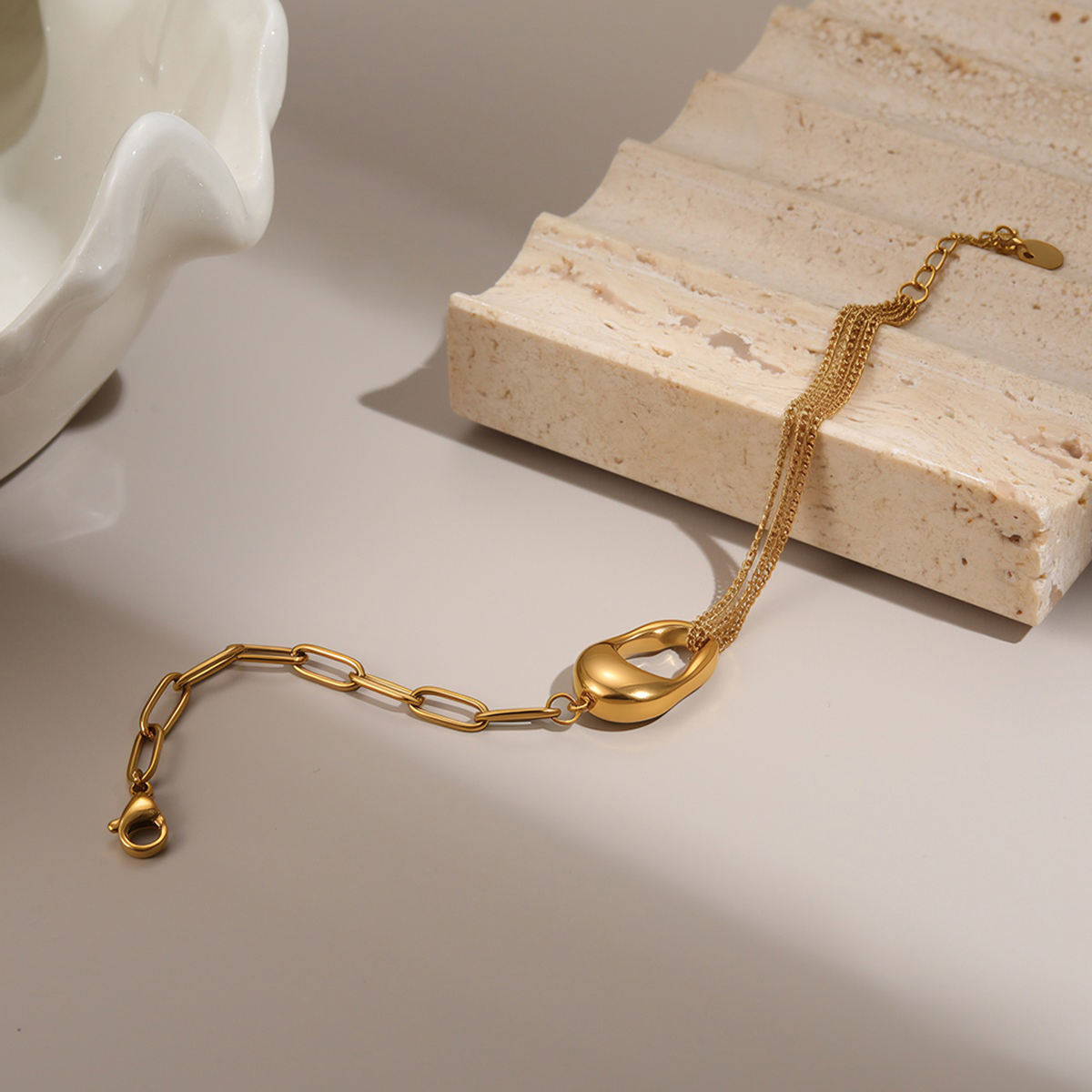 Chic Charm Triple Chain Bracelet (GOLD)