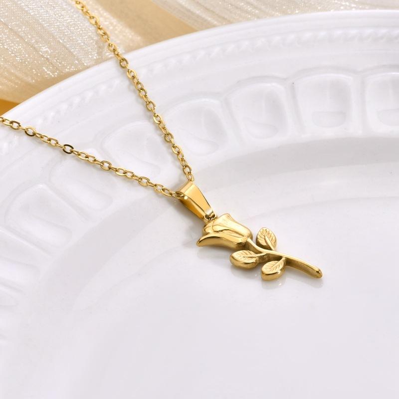 Vintage Rose Flower Pendant Necklace (GOLD)