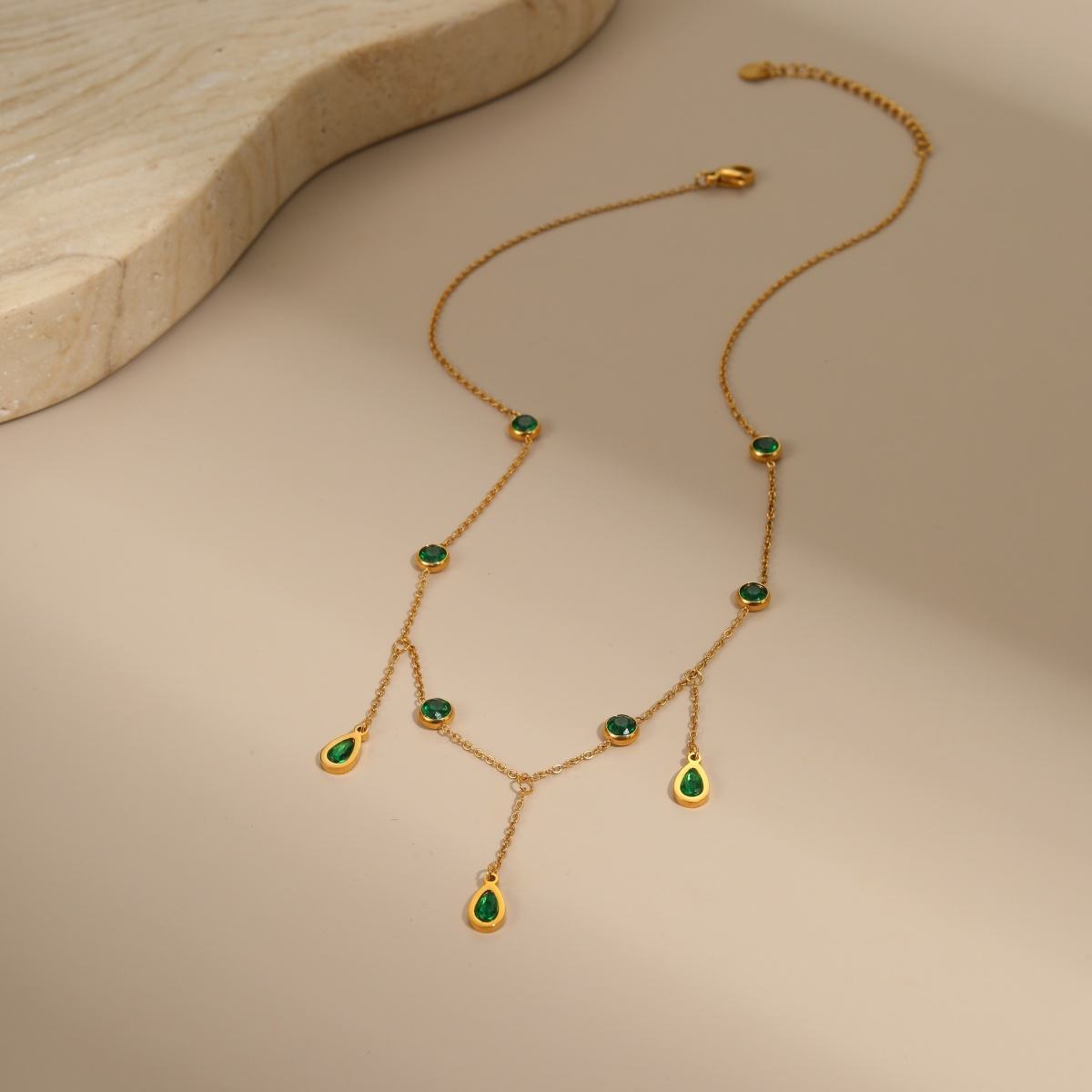 Tassel Green Zircon Water Drops Pendant Necklace (GOLD)