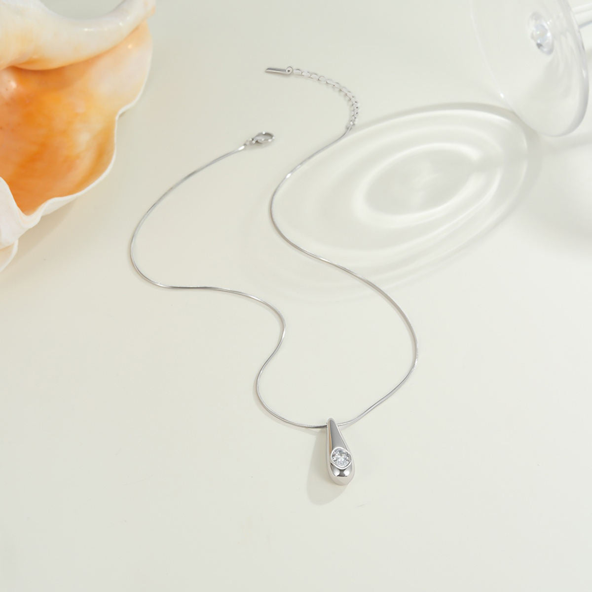 Charm Water Drop Zircon Necklace (GOLD)
