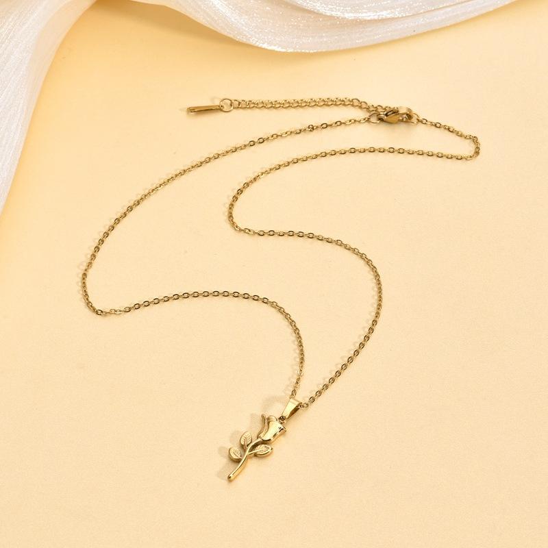 Vintage Rose Flower Pendant Necklace (GOLD)
