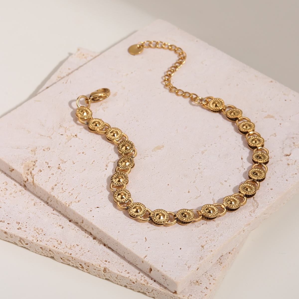 Vintage Retro Style Bracelet (GOLD)