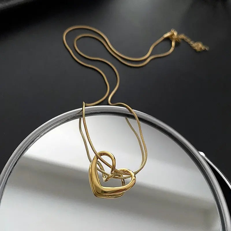 Heart Side Shaped Necklace (GOLD)
