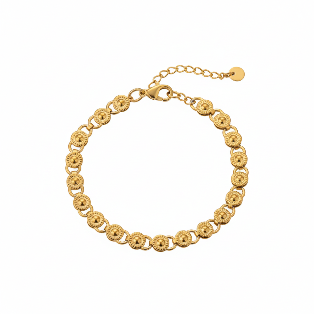 Product shot - Gold coin link necklace