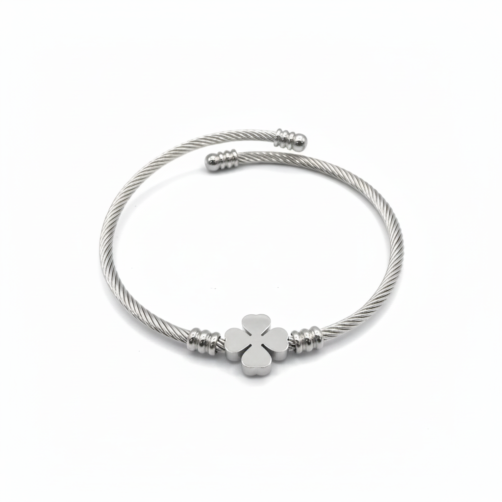 Silver Clover Bracelet Product Shot